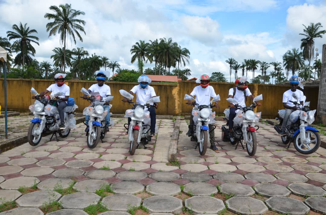 UMS réaffirme son engagement en faveur de la création d’emplois et de l’entrepreneuriat local en soutenant le GIE des motos-taxis de Kolaboui
