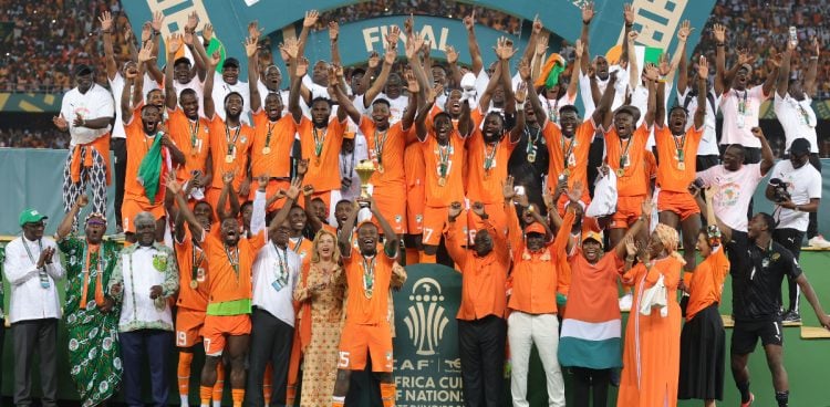 CAN 2023 : ce que le président Ouattara a offert aux joueurs et à leur entraîneur