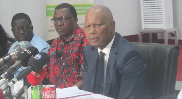 Campagne présidentielle: la HAC suspend un journaliste jusqu’à nouvel ordre